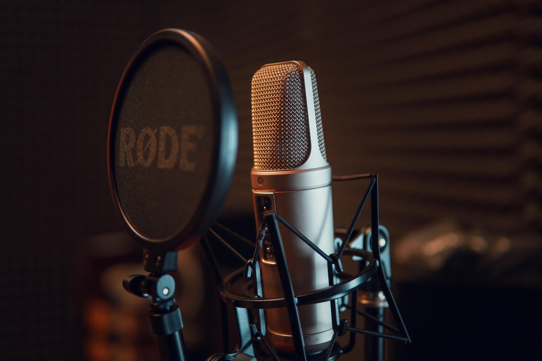 Voice Assistants: Revolutionizing Smart Homes